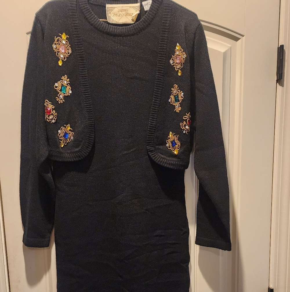 Vtg Black Sweater Dress With Colorful Large Rhinestones.